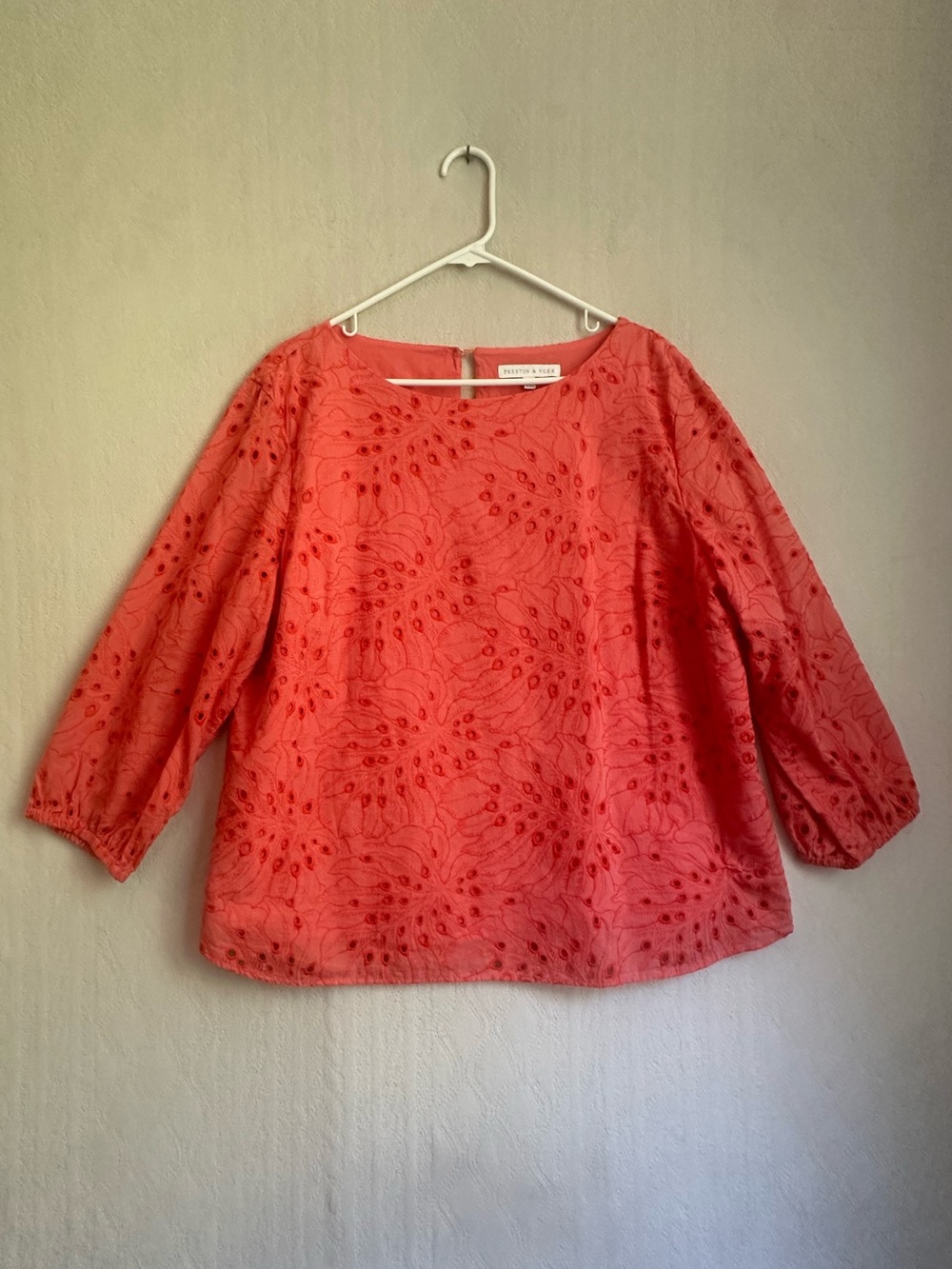 Preston & York Apricot Eyelet Blouse Sz XXL Balloon Sleeve Crew Neck